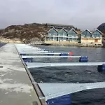 Feriehus Seaside With Hot Tub And Sauna Sleeps 11 Forland