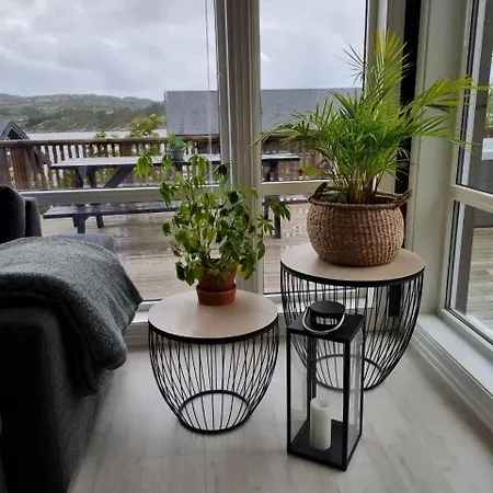 Seaside With Hot Tub And Sauna Sleeps 11 Ferienhaus Forland