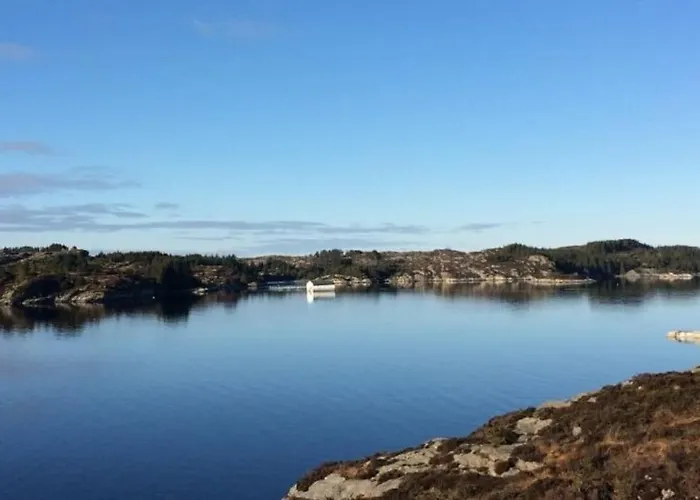 Seaside With Hot Tub And Sauna Sleeps 11 Feriehus *