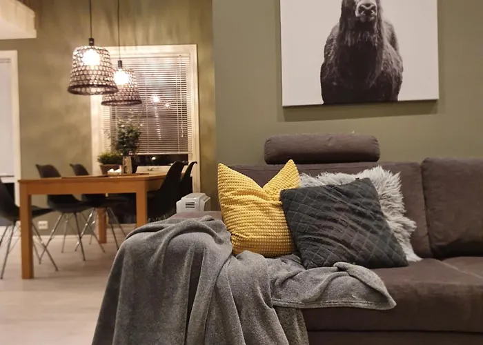 Seaside With Hot Tub And Sauna Sleeps 11 Feriehus *